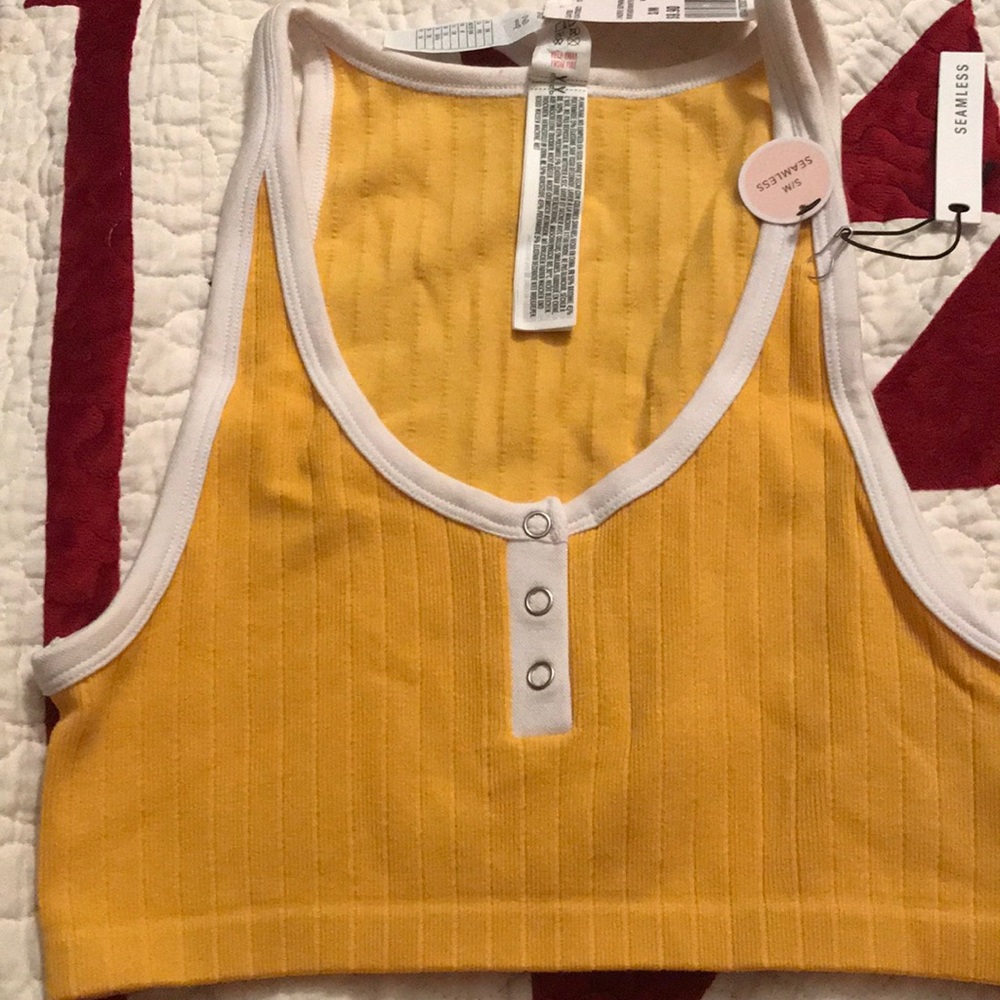 Yellow orange crop top 🍊